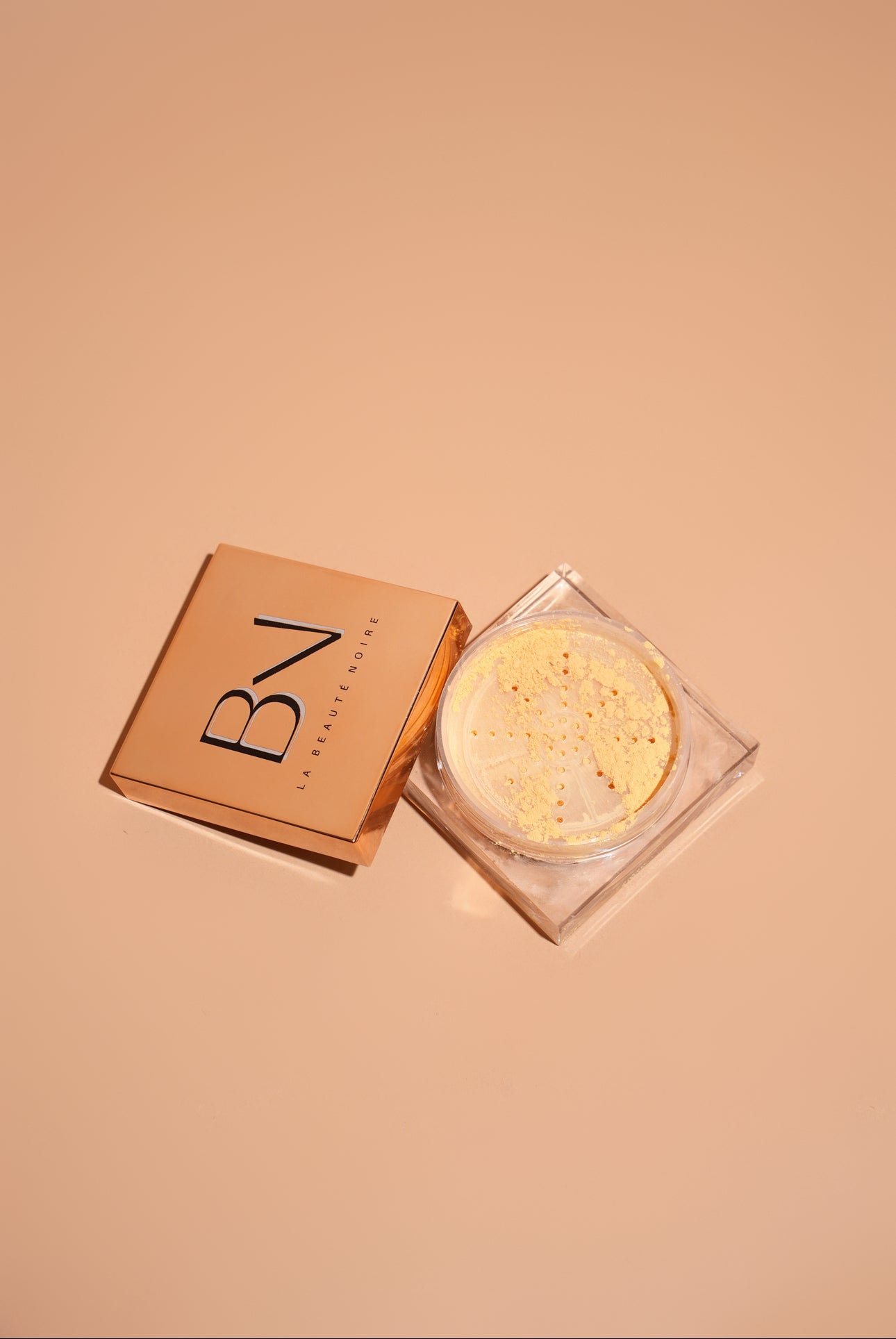 ULTIMATE PLUSH BLURRING SETTING POWDER